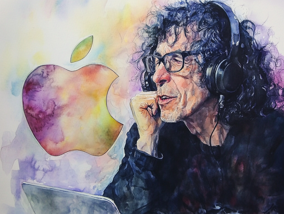 Apple Should Sign Howard Stern and Launch 'Podcasts+'